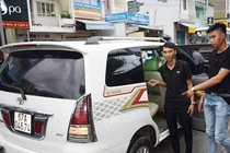 Táo tợn bắt cóc người yêu sắp lấy chồng ra đảo sống chung