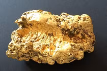 “Vớ bẫm” cục vàng 2kg, người đàn ông thức trắng 3 đêm 