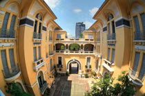 Dinh thự 99 cửa của đại gia giàu bậc nhất Sài Gòn xưa