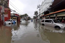 Tiến sĩ đề xuất dùng lu nước chống ngập, chuyên gia nói gì?