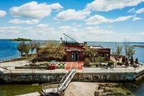 Vừa đủ xây ngôi nhà, hai hòn đảo siêu tí hon siêu mini này đắt hơn 300 tỷ