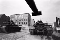 4 cuộc khủng hoảng tồi tệ nhất của NATO kể từ khi thành lập