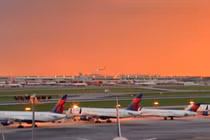 Tận mục sân bay bận rộn nhất thế giới suốt 20 năm