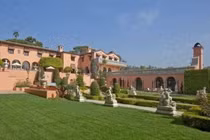 Choáng váng những ngôi nhà cho thuê giá chục tỷ