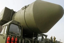 Lý do Mỹ không tấn công Nga bị báo Trung Quốc phơi bày