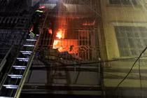 Cảnh sát hi sinh khi đang chữa cháy nhà dân ở TP.HCM