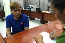 Đang “tâm sự”, trai trẻ bị người tình đồng tính cắt cổ cướp SH