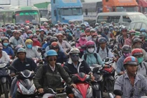 Ảnh: Kẹt xe “kỷ lục” trên nhiều tuyến đường vào cảng lớn nhất Sài Gòn