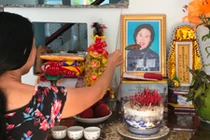 Truy tìm 2 thanh niên gây tai nạn, bỏ mặc cụ bà đến chết