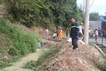 Bé trai rơi xuống cống ở Đồng Nai được tìm thấy tận Bình Dương