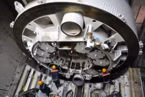 Cận cảnh robot khổng lồ đang đào Metro ở trung tâm Sài Gòn