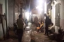 Con trai phát hiện mẹ chết trong phòng với nhiều vết thương trên người