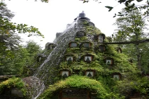 "Rùng mình" khách sạn dị nhất thế giới