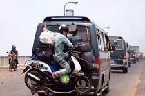 Ảnh “độc” giao thông VN trên diễn đàn du lịch bụi