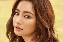 Cách ngâm mặt vào nước khoáng để da đẹp như Trúc Diễm