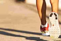 Để giảm mỡ bụng nên đi nhanh hay đi chậm?