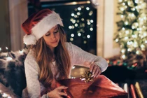 Nhạc Noel nghe nhiều có thể ảnh hưởng sức khỏe tinh thần thế nào? 