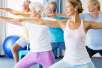 Phụ nữ trên 40 tuổi nên tập môn thể dục gì?