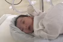 Cuộc chạy đua cứu sống thai nhi bị bỏ rơi của những người "điên"