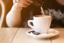 Tại sao không nên uống cà phê vào ngày trời lạnh?