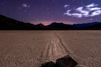 Sự thật quá sốc những hòn đá "biết đi" tại thung lũng Chết