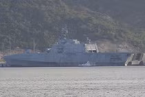 Hình ảnh tàu chiến ba thân "hầm hố" của Mỹ bất ngờ ghé thăm Việt Nam