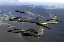 Vì sao các nước đua nhau phát triển máy bay ném bom chiến lược tầm xa?