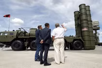 Thổ Nhĩ Kỳ triển khai S-400, chiến đấu cơ Syria "tắt điện"? 