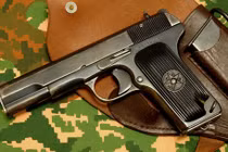 Khó tin nguồn gốc của súng ngắn K54 Việt Nam đầy quen thuộc 