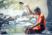 Sống trên đời khó tránh nghịch cảnh, đừng rơi lệ vì ông trời đã có sự an bài