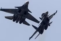 Belarus tự bỏ tiền mua Su-30SM, Nga ra vẻ "bề trên" khoe hàng "viện trợ" 