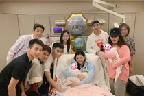 Chi phí sinh con đắt đỏ của siêu mẫu nội y Hề Mộng Dao