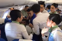 Nữ hành khách cắn lưỡi, co giật trên máy bay Bamboo Airways