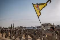 Tổng thống Donald Trump tuyên bố sốc về người Kurd