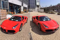 "Soi" siêu xe Ferrari 488 Spider quá cảnh sắp về Việt Nam