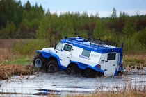 "Vua địa hình" 8 bánh siêu mạnh ATV Shaman