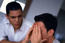 Tôi buộc phải lựa chọn giữa vợ con và tình yêu đồng tính