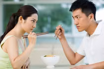 Nhận diện các cặp vợ chồng thiện duyên hay ác duyên 