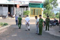 Nam sinh lớp 11 bị đâm chết khi tan trường