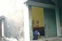 Cắt phăng “của quý” của chồng, chém đứt lìa tay tình địch