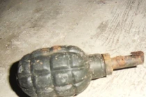 Ném lựu đạn, âm mưu giết người chống tiêu cực