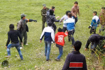 Đi đánh người, bị người đánh chết