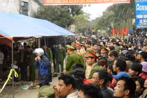 Ô tô công an Lâm Thao đâm chết người rồi bỏ trốn?