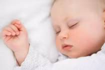 Trẻ ngủ ngáy, cần nghĩ đến những bệnh gì?