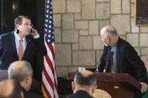 Mỹ cân nhắc chậm rút quân khỏi Afghanistan