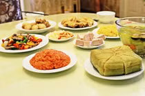 Bữa cơm tân niên nhà Thuý Hạnh - Minh Khang có gì?