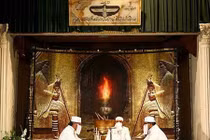 Rợn người với những hình thức mai táng kỳ lạ trên thế giới