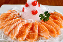 Những cách ăn cá hồi sai bét, rất hại sức khỏe