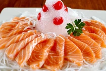 Những cách ăn cá hồi sai bét, rất hại sức khỏe