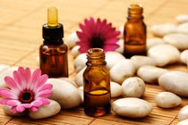 12 cách chữa ung thư nhảm nhí vẫn nhiều người tin